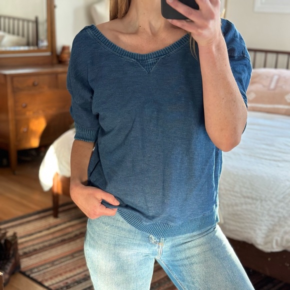Slouchy off shoulder Sweatshirt - Picture 1 of 6